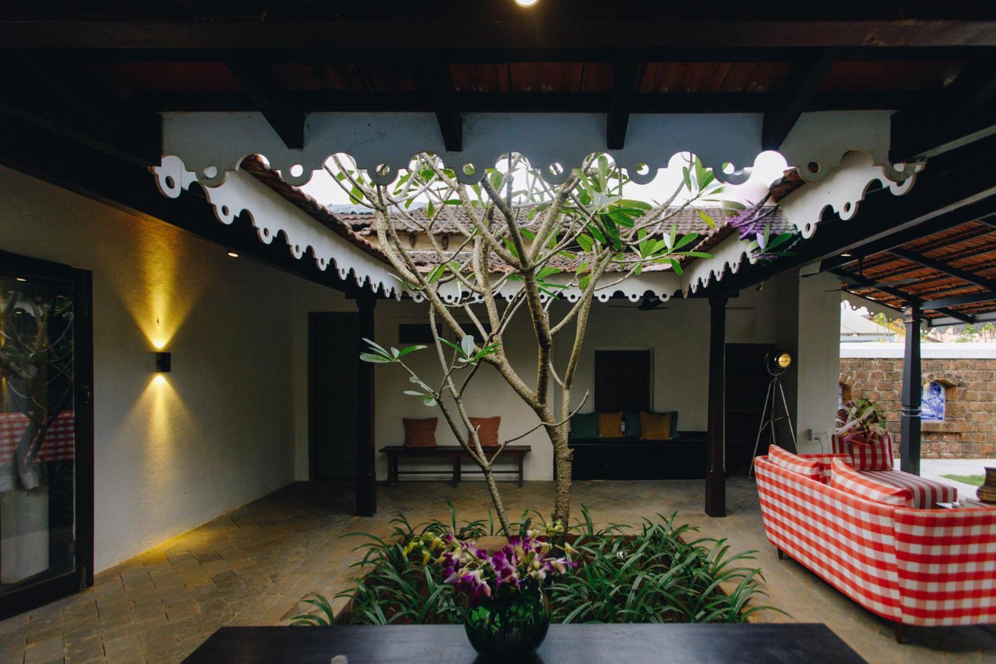 The Project Cafe And Hotel Aldona Εξωτερικό φωτογραφία